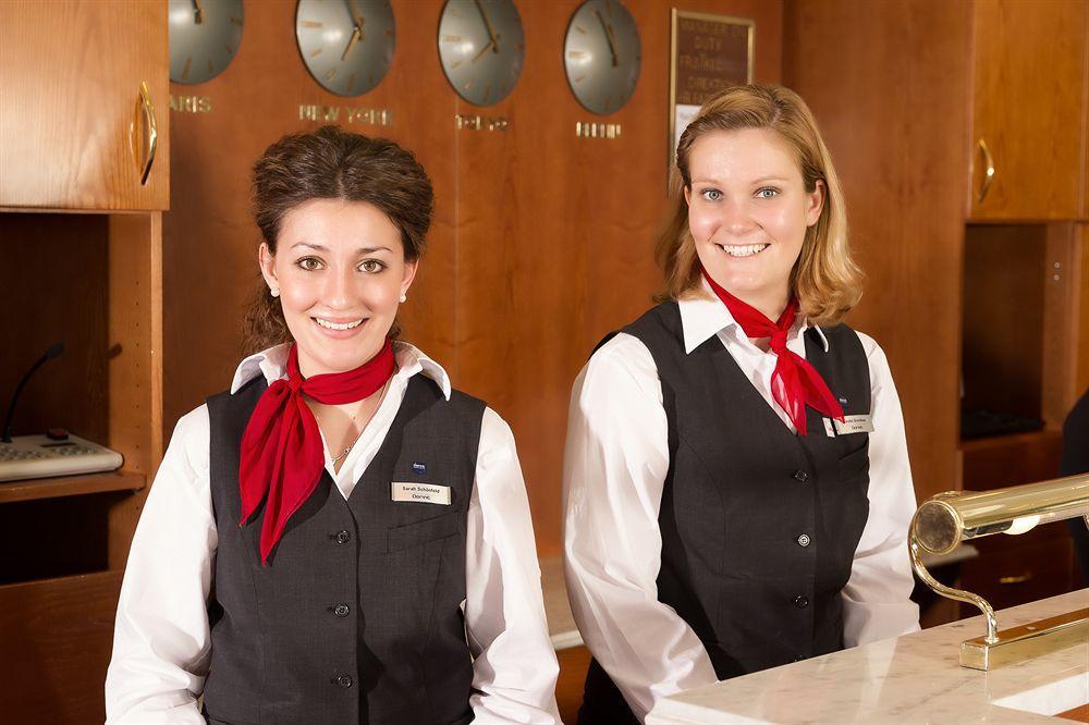 Dorint Airport-Hotel Berlin-Tegel Dış mekan fotoğraf