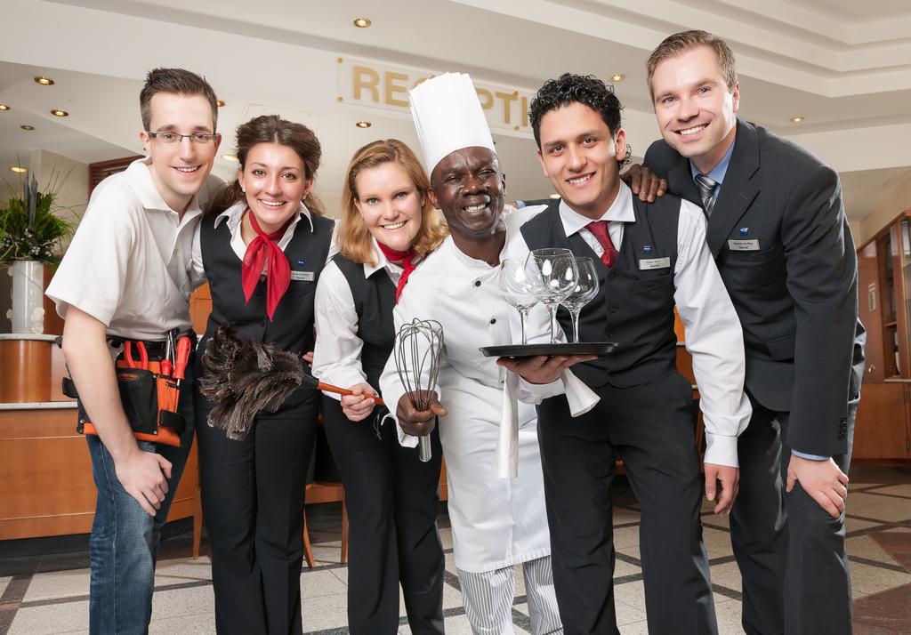 Dorint Airport-Hotel Berlin-Tegel Dış mekan fotoğraf