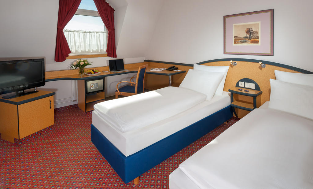 Dorint Airport-Hotel Berlin-Tegel Oda fotoğraf